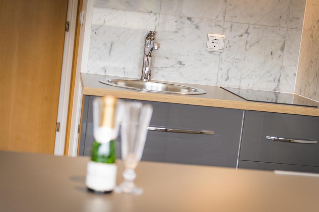 Maisonette Apartment Am Bahnhof - Adults Only Innsbruck Ngoại thất bức ảnh