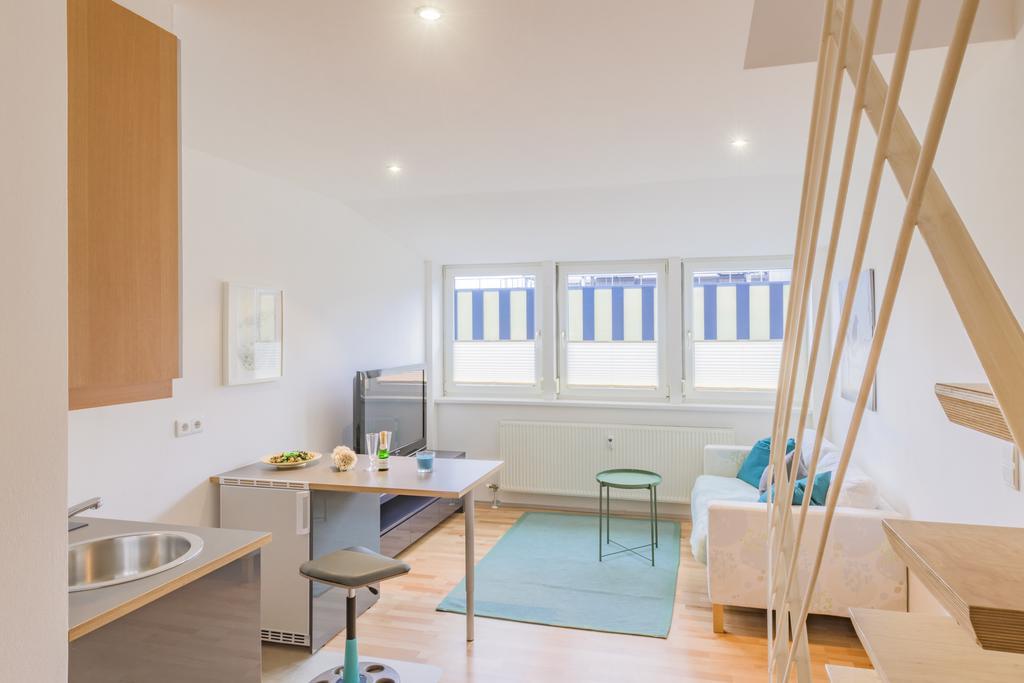 Maisonette Apartment Am Bahnhof - Adults Only Innsbruck Ngoại thất bức ảnh
