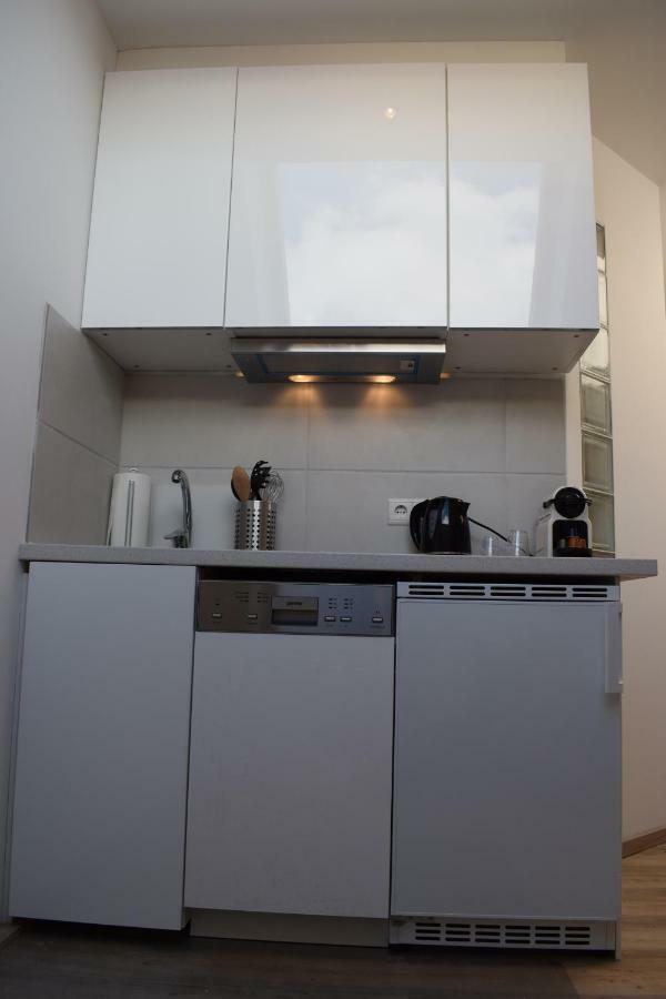 Maisonette Apartment Am Bahnhof - Adults Only Innsbruck Ngoại thất bức ảnh